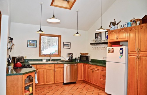 Cooperstown House | Lynch Mountain Retreat