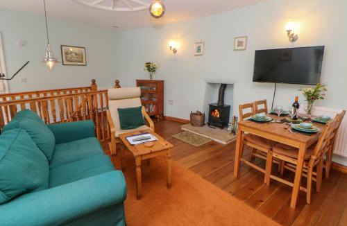 Hope Valley House | Lyndale Cottage