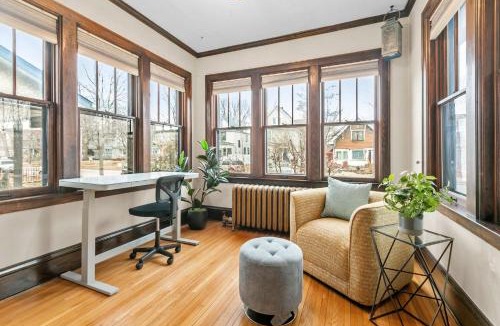 Powderhorn House | Lyndale Pleasant Getaway