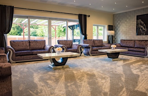 Ascot Hotel | Lyndricks House