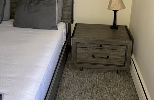 St. Louis Park Apartment | Lynn Plaza