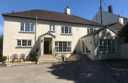 Tregony Bed & Breakfast | Lynwood House Bed and Breakfast