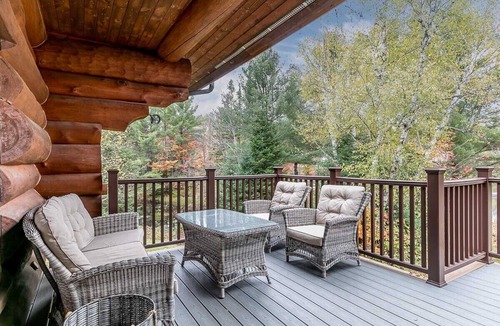 Novar Cabin | Lynx Lake Lodge w/private beach, Sauna and ample sleeping for large groups!