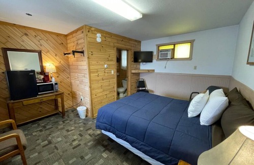Onaway Cabin | Lyons in Onaway - 1 Queen Bed - Room 12 - Sleeps 2