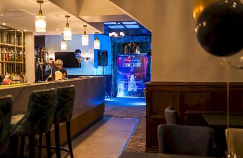 Ruthin Hotel | Lyons Woodlands Hall