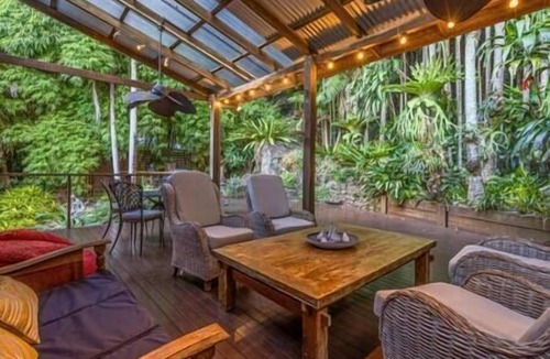North Tamborine House | Lyrebird House