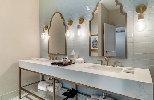 Cleveland Hotel | Lyric Hotel West End, Trademark Collection by Wyndham