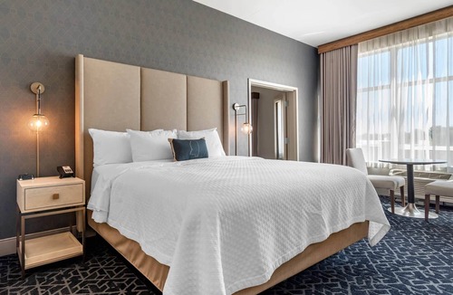 Cleveland Hotel | Lyric Hotel West End, Trademark Collection by Wyndham