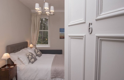 Aboyne House | Lys-Na-Greyne Country House