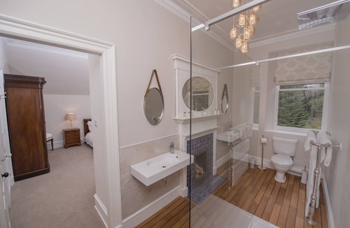 Aboyne House | Lys-Na-Greyne Country House