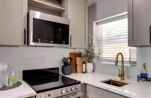 Parker Ridge Apartment | Lytle Palm Villa - Beautiful Courtyard