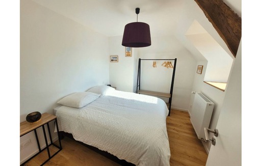 Saint-Helen House | "lyvet" Gîte Cosy et de Caractère Avec SPA Extérieur Privatif