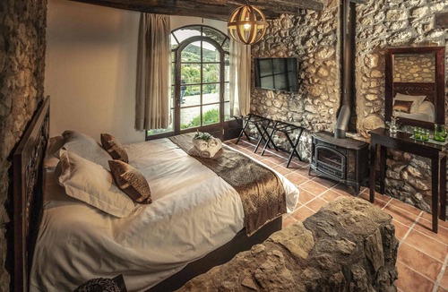 Sant Feliu de Pallerols Cottage | Más Campassol - an ecological farmhouse with soul.