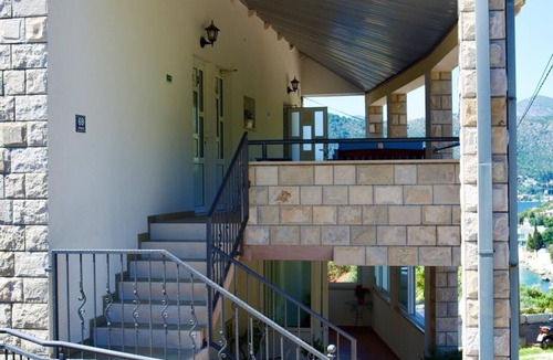 Stikovica Apartment | Mél B studio beach villa sea view & free parking