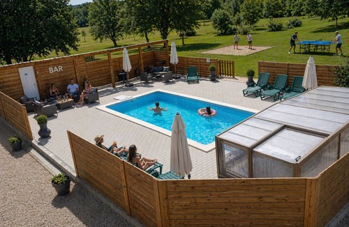 Soudan House | Ménerbes Cottage – Provençal charm & pool access – Les Gîtes du Petit Marcel