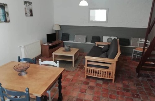 Soudan House | Ménerbes Cottage – Provençal charm & pool access – Les Gîtes du Petit Marcel