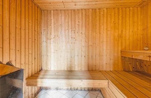 Blokhus House | Møllehuset In Blokhus Holiday Home For 16 People