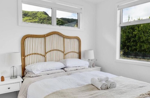 Mokau House | Mōkau Beach House