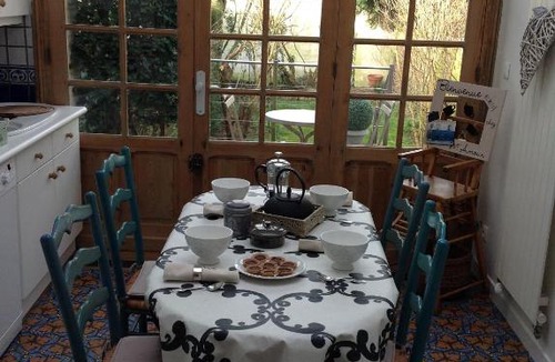 Faubourg de Bethune Apartment | M'amour