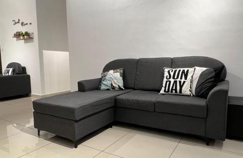 Muar House | M Guest House