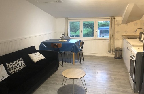 Saint-Marc-sur-Mer Apartment | M Hulot Beach on foot - Fully equipped studio
