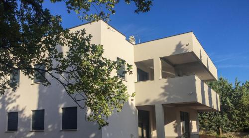 Pinezici Apartment | M Plus Residence