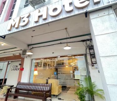 Sitiawan Hotel | M Three Hotel