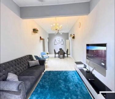 Kampung Simpah House | M & V butterworth