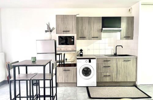 Annemasse Apartment | M012 Joli studio à Annemasse