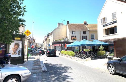 Quartier Centre Ville Apartment | M4 Coeur Massy Rer B C 600m - Orly 20 minutes