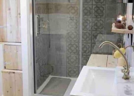 Saint-Nicolas-des-Laitiers House | Ma Maison D'Artistes