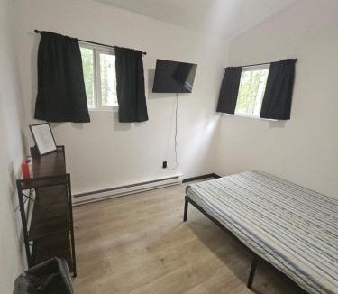 Houston House | Ma-Su Thunder Cabin #1