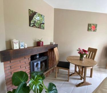Beaumont-de-Lomagne House | Ma tonnelle fleurie