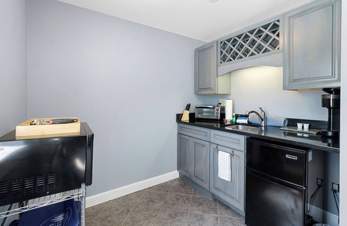 Edgecomb Condo | Mabel's Maine Studio on the River