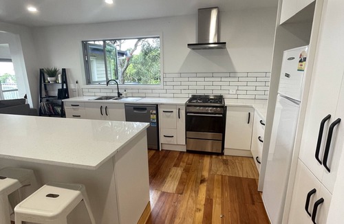 Omapere House | Mac's retreat - Omapere