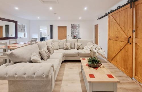 Sudbury House | Mac Shack Cottage - Uk32376