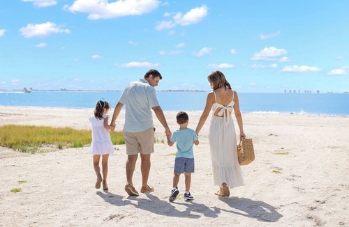 Sanibel Cottage | Macaw cottage, newly remodeled, walking distance to beach, shops, restaurants!