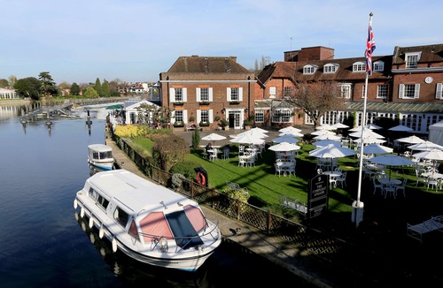 Marlow Hotel | Macdonald Compleat Angler