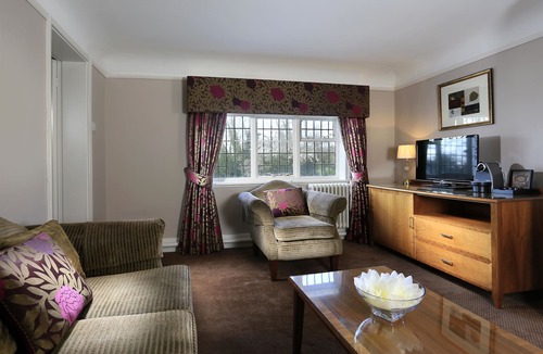 Woodbank Hotel | Macdonald Craxton Wood Hotel & Spa, Chester