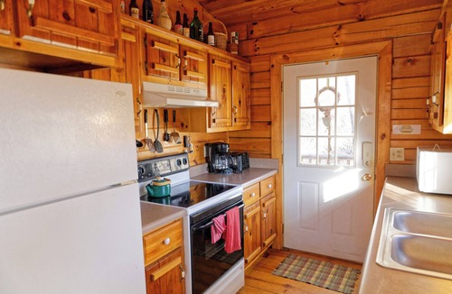 Murphy Cabin | MacGregor cabin in Scottish Woods