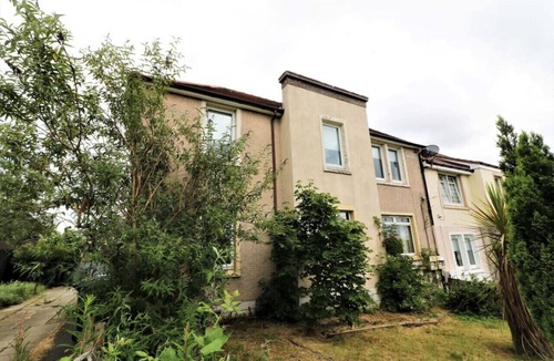 Bellshill Apartment | MacIntosh Upper Apartment