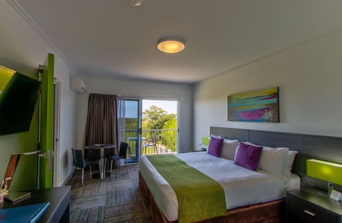 East Mackay Hotel | Mackay Oceanside Central Hotel