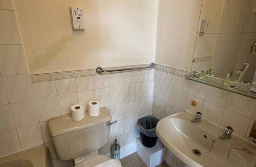 Marybank Hotel | Mackay's Spa Lodge Hotel