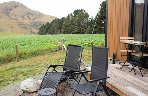 Mackenzie Country House | Mackenzie Pass Retreat by Tiny Away