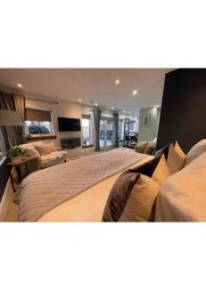 Alexandria Cabin | Mackie lodge