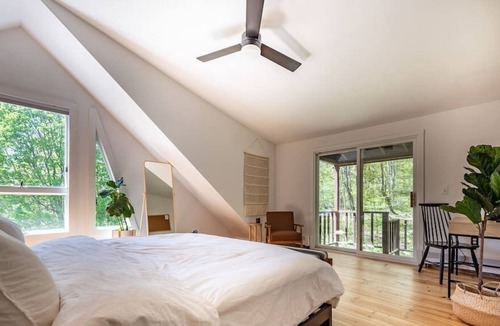 Great Barrington House | MacMountain House: Berkshire ski retreat