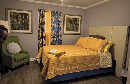 Macon House | Macon 3BR Duplex | BBQ, Parking and Comfort
