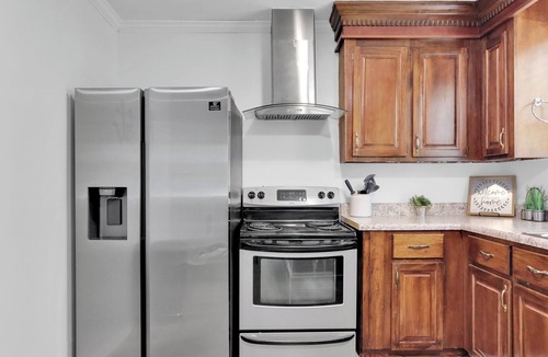 Macon House | Macon Ranch, 10 Qn beds