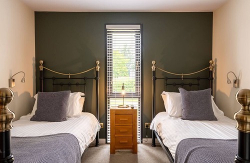 Laceby Cabin | Macosi, Laceby Manor Resort & Spa