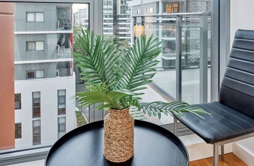 Macquarie Park Apartment | Macquarie Cozy Nest 2BR Train/Shopping